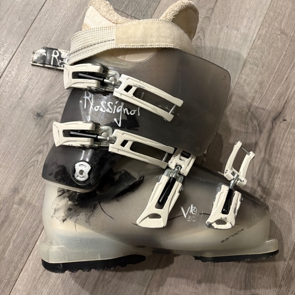 Rossignol ski boots size 22-23.5 - Picture 3 of 3